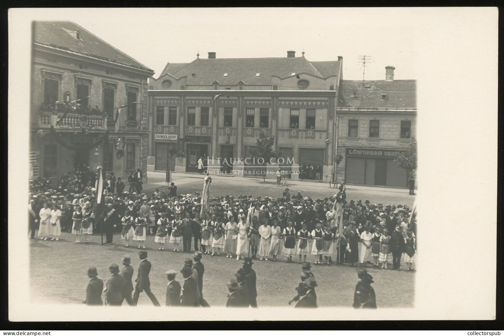 SÁRVÁR 1920-30. Ünnepség, fotós képeslap