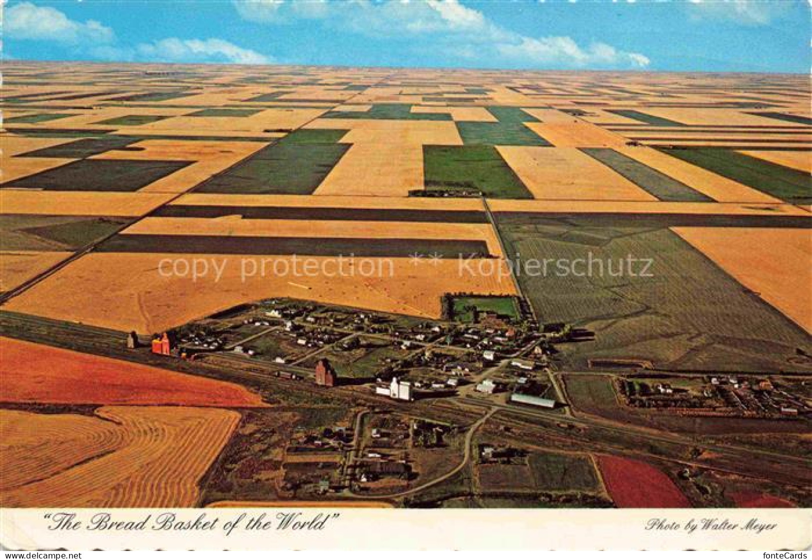 Saskatoon Saskatchewan Canada Strip farming Fliegeraufnahme