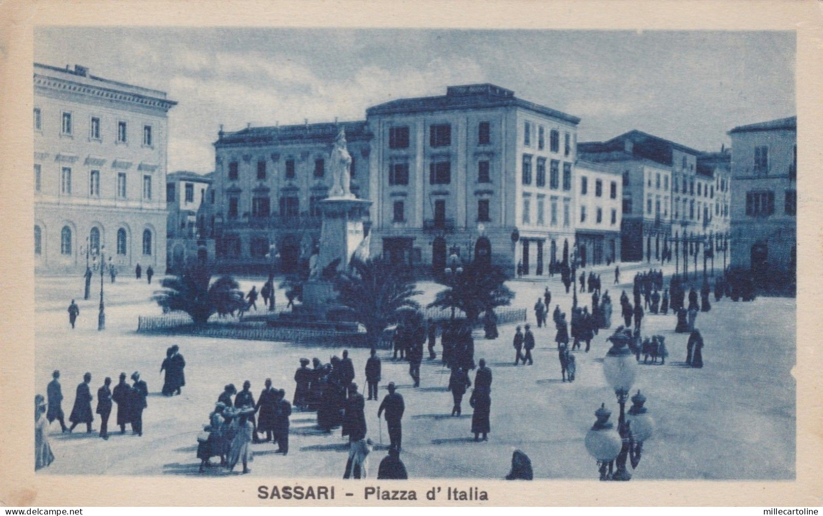 SASSARI: Piazza d'Italia