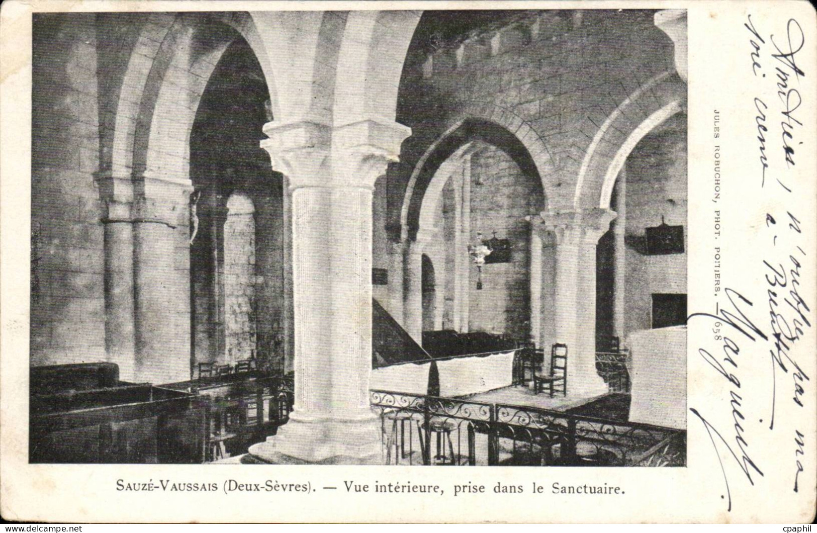 Sauze Vaussais CPA Vue interieure prise dans le sanctuaire