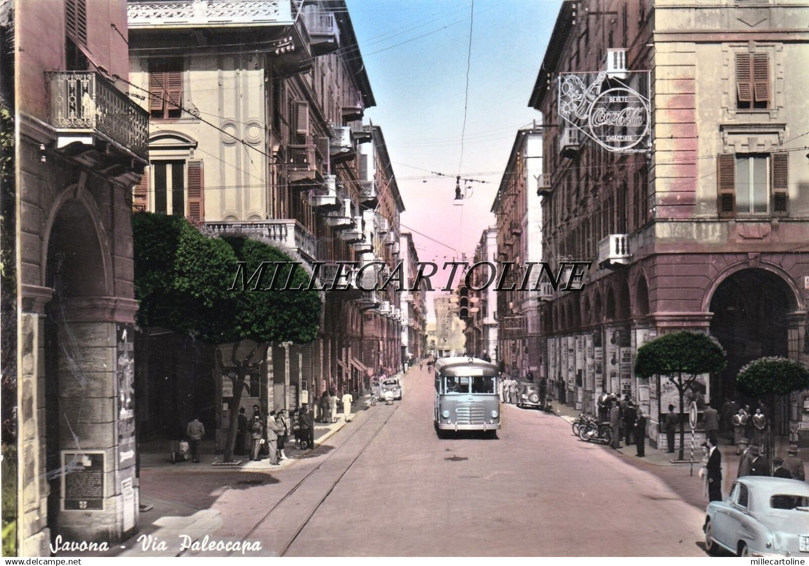 SAVONA:  Via Paleocapa