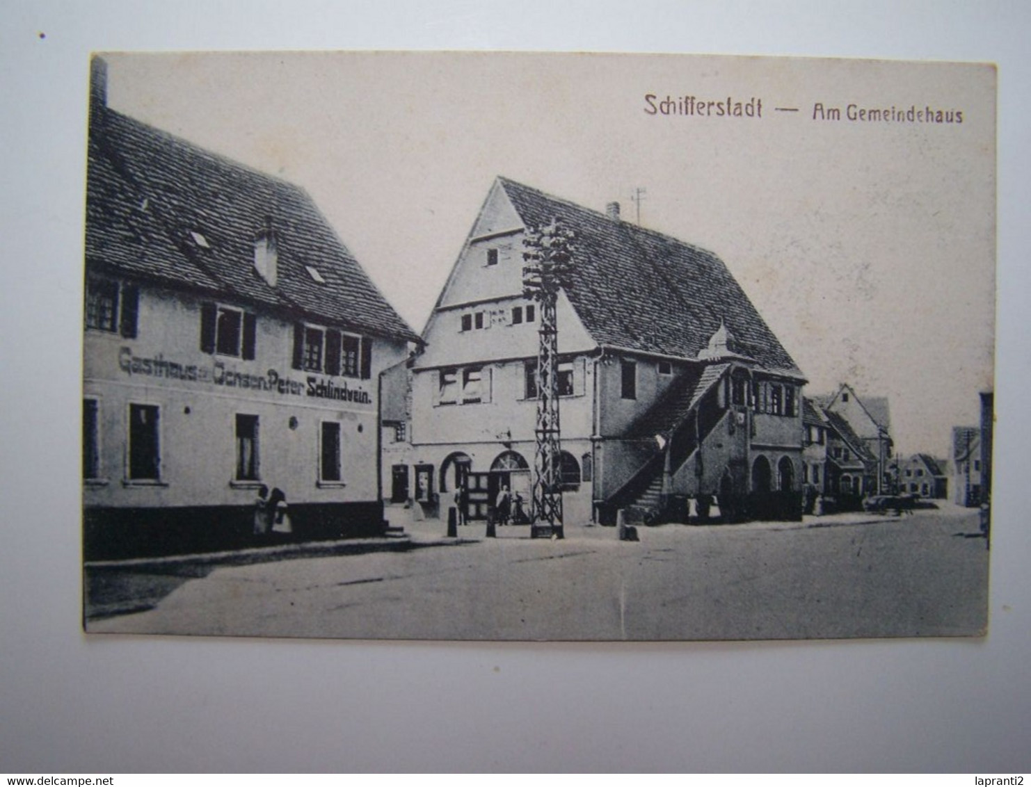 SCHIFFERSTADT. ALLEMAGNE. LES COMMERCES.  AM GEMEINDEHAUS.