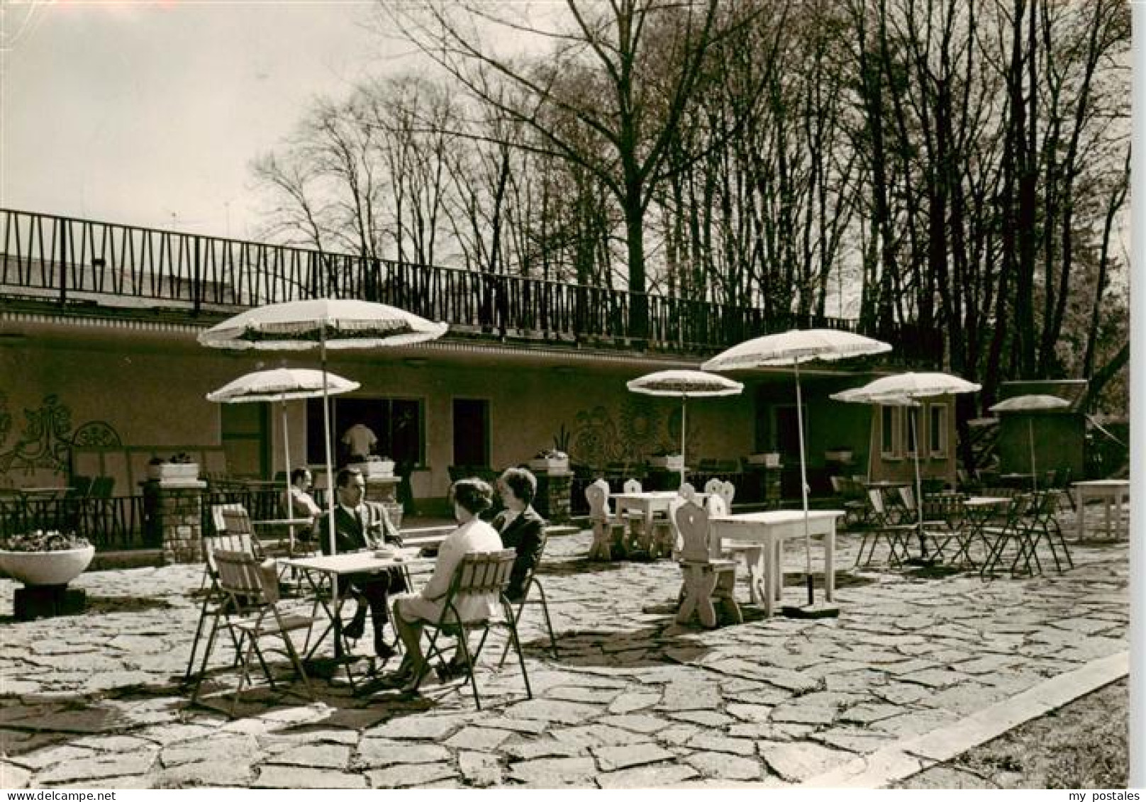 Schlettau Erzgebirge Gaststaette im Schlosspark