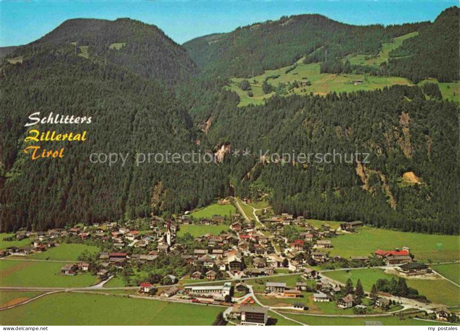 Schlitters Zillertal Tirol AT Fliegeraufnahme mit Zillertal