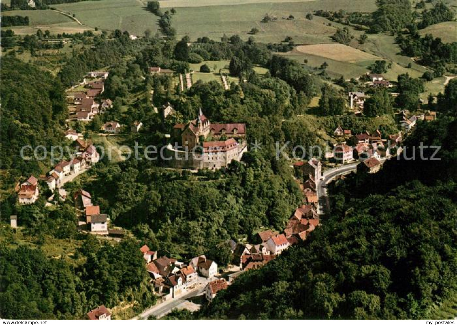 Schoenberg Bensheim Schloss Schoenberg Fliegeraufnahme