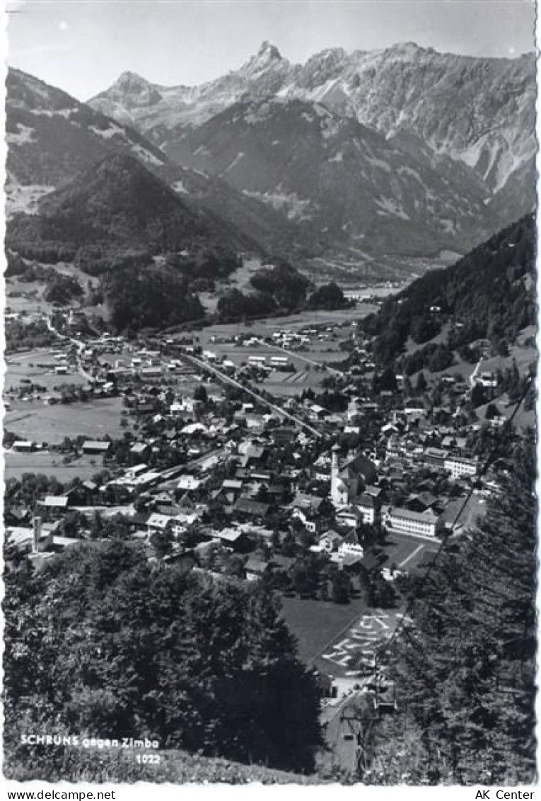 Schruns um 1962 - Schruns gegen Zimaba, a.d. Vogelschau, gezaclter Rand,... - 20010136