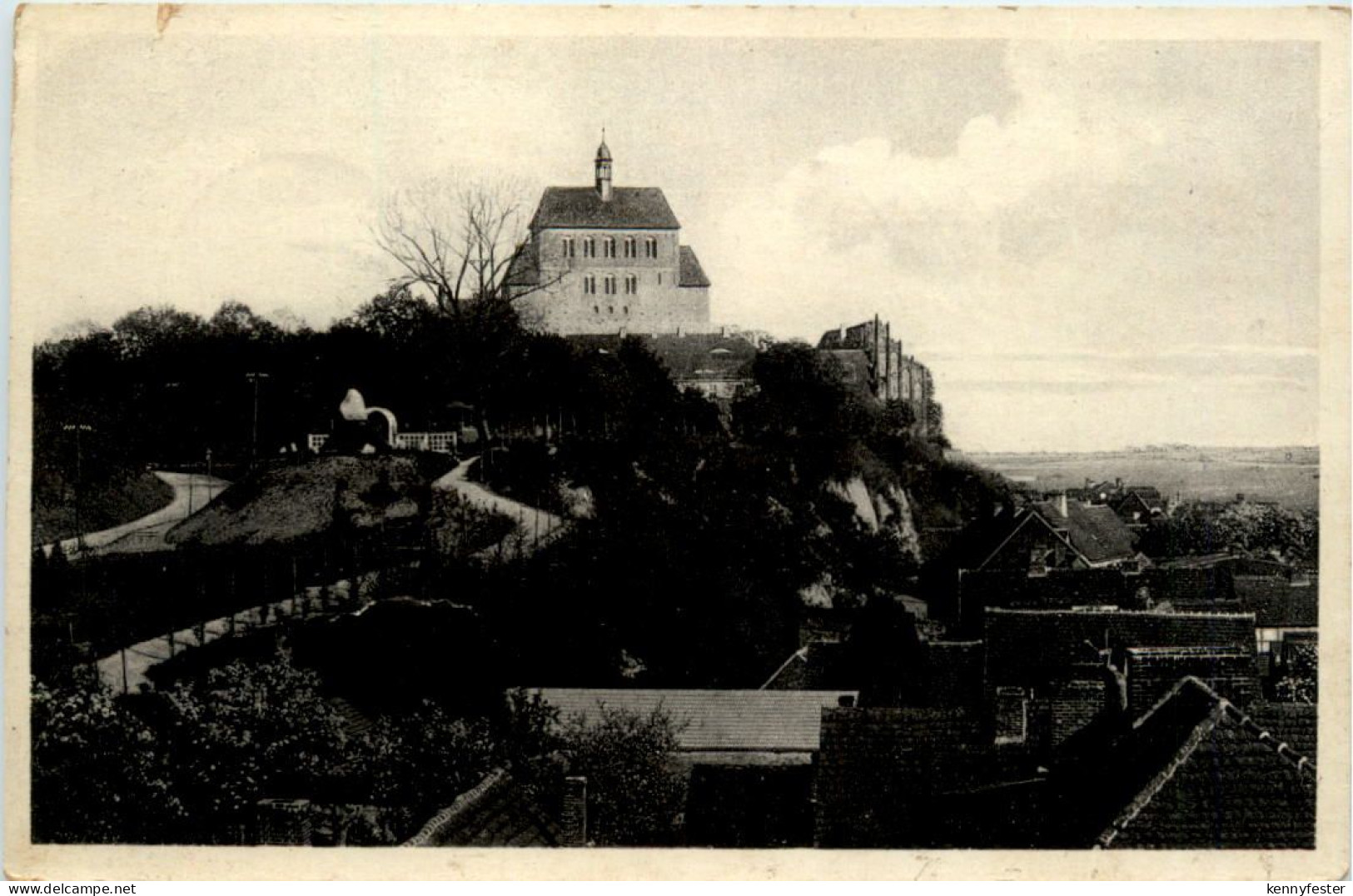 Schützenhaus Havelberg, Dom mit Burggrafenstein