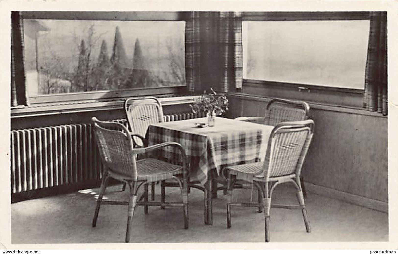 Schweiz - HOCHDORF (LU) Heimelige Ecke im Rest. Flora