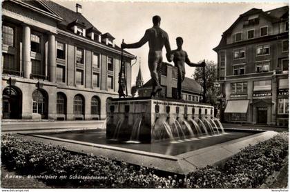 Aarau - Bahnhofplatz mit Schützendenkmal