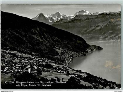 3655 Sigriswil - Fliegeraufnahme von Sigriswil am Thunersee mit Eiger Mö... - 10395579
