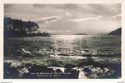 Biel Bienne BE Lac de Bienne et l'Ile de Saint Pierre coucher de soleil