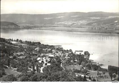 Luescherz Fliegeraufnahme Bielersee