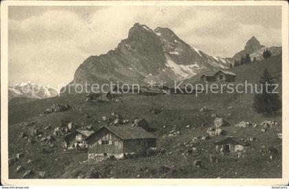 Braunwald GL Unterstaffel Huetten
