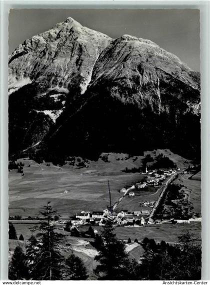 11052987 - La Punt-Chamues-ch