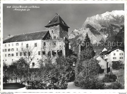 Maienfeld Schloss Brandis mit Falknis