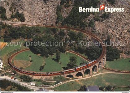 Rhaetische Bahn Bernina-Express Kehrviadukt Brusio