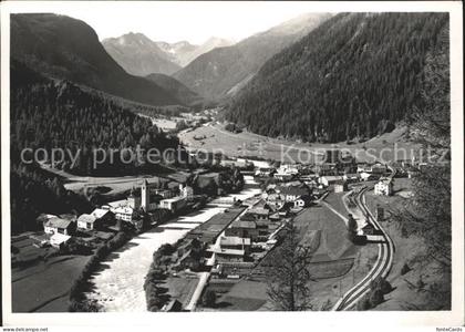 Sues Engadin Schweiz Fluss Val Tantermozza Schweiz. Nationalpark