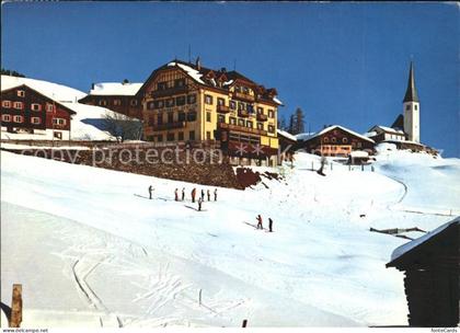 Tenna Ortsblick mit Kirche