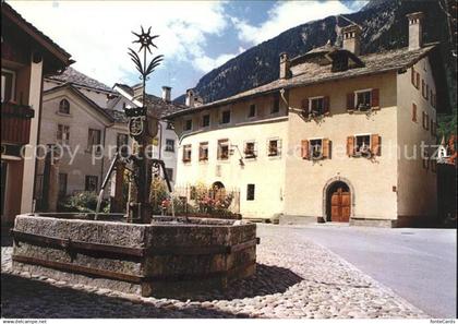 Vicosoprano Dorfpartie mit Brunnen