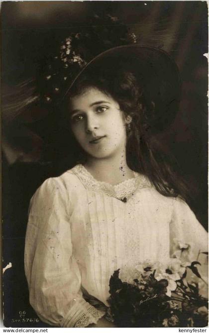 Le Locle - Frau