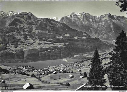 Amden Walensee SG mit Walensee und Glarneralpen