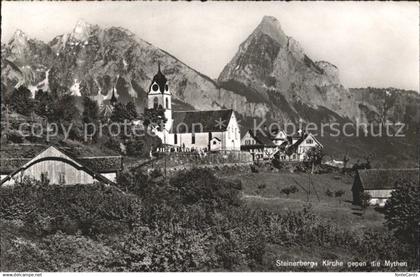 Steinerberg Ortsblick mit Kirche und Mythen