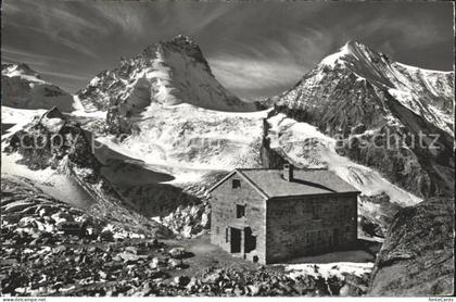 Cabane du Mountet Cabane Mountet 2894m VS Dt Blanche Grand Cornier