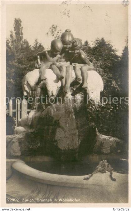 Zuerich ZH Brunnen in Wollishofen