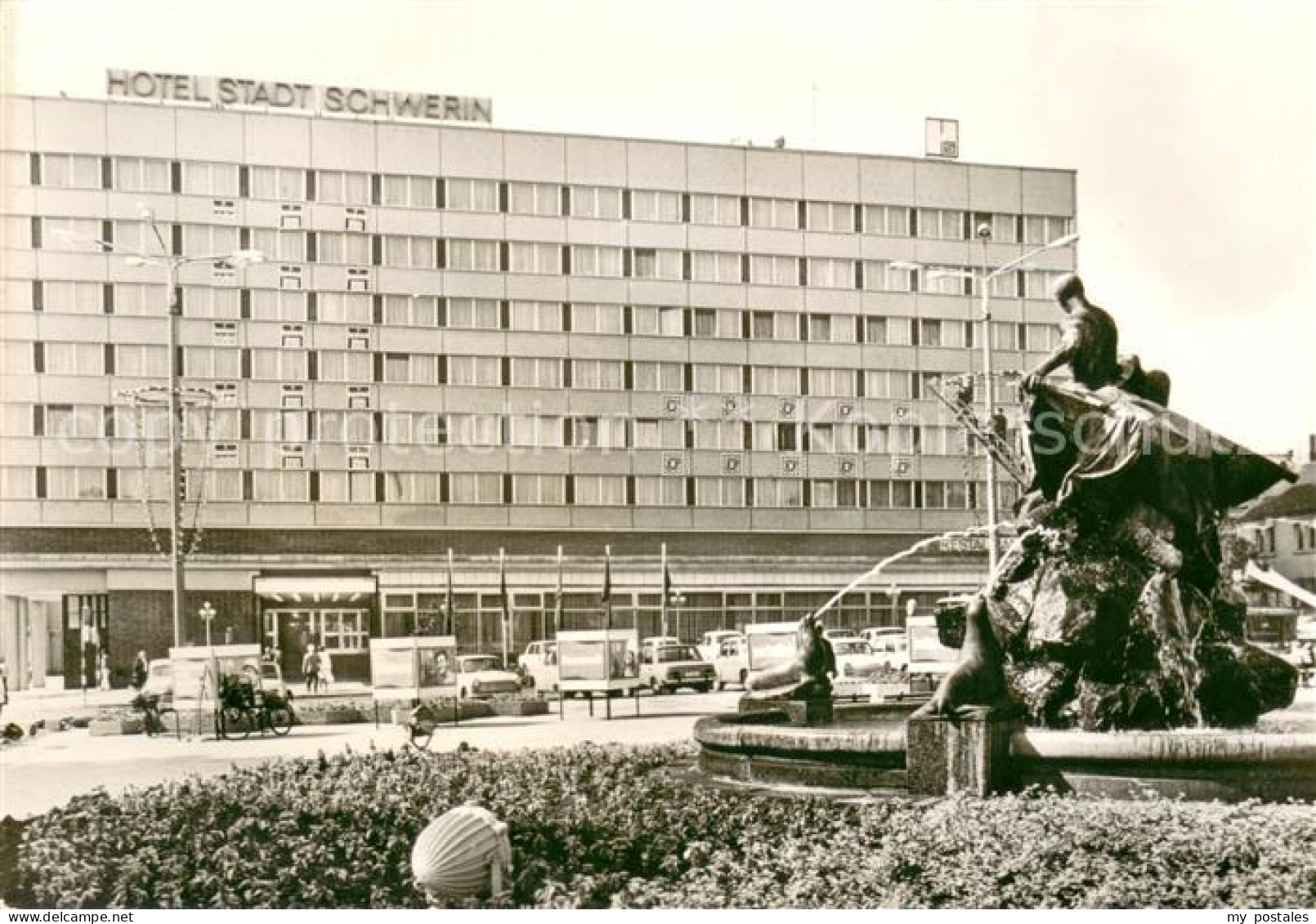 Schwerin Mecklenburg Hotel Stadt Schwerin Brunnen