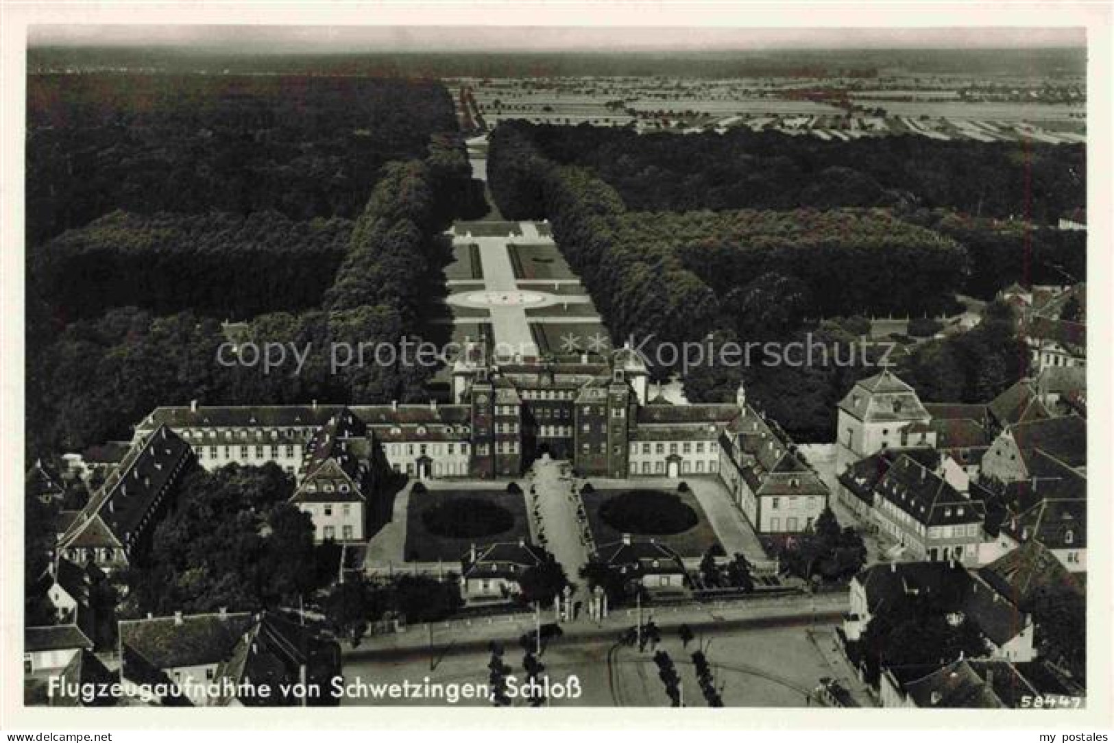 Schwetzingen BW Schloss-Schwetzingen Schlosspark Barockgarten Allee Schlossanlag