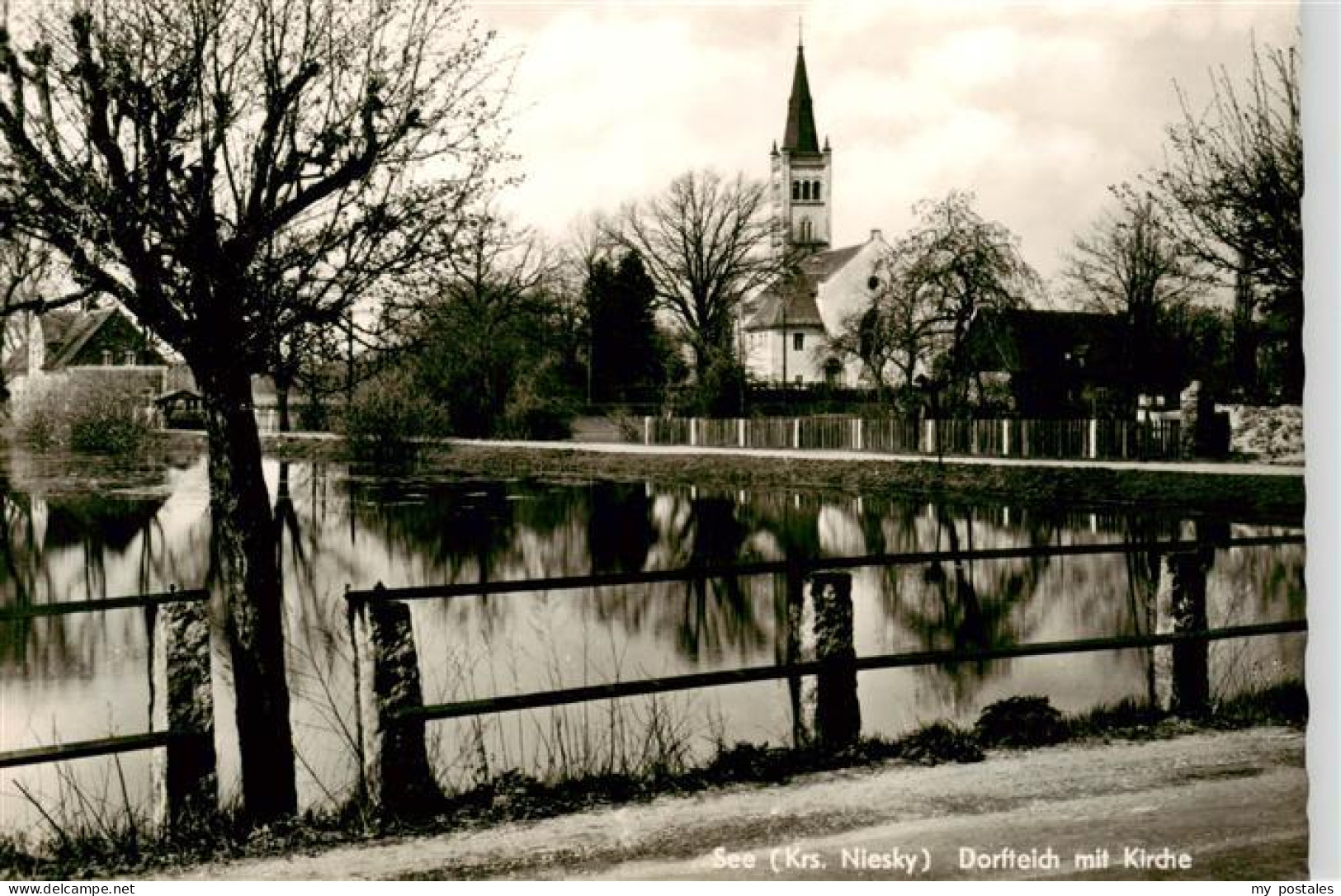 See  Niesky Sachsen Dorfteich mit Kirche