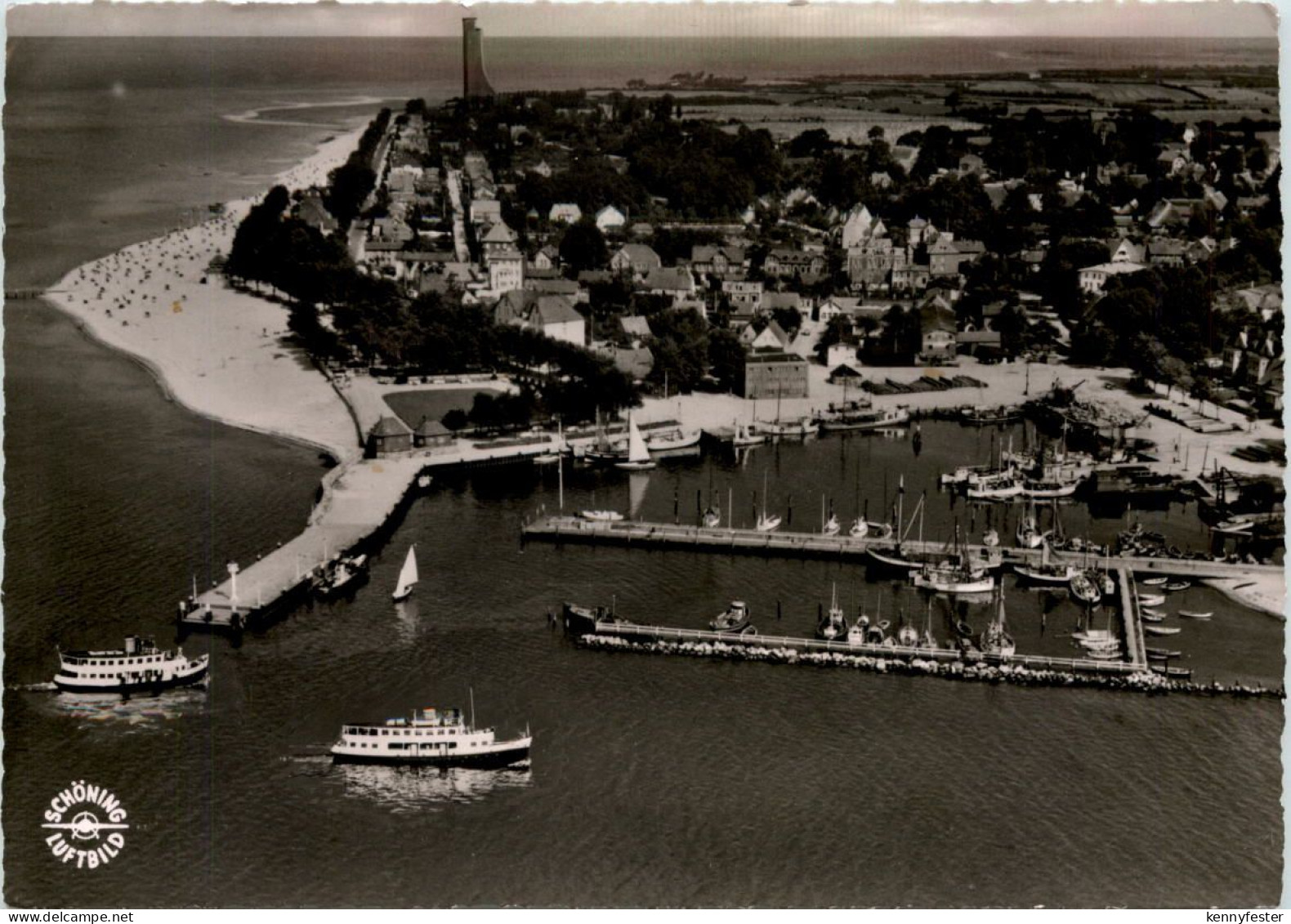 Seebad Laboe mit Marine-Ehrenmal