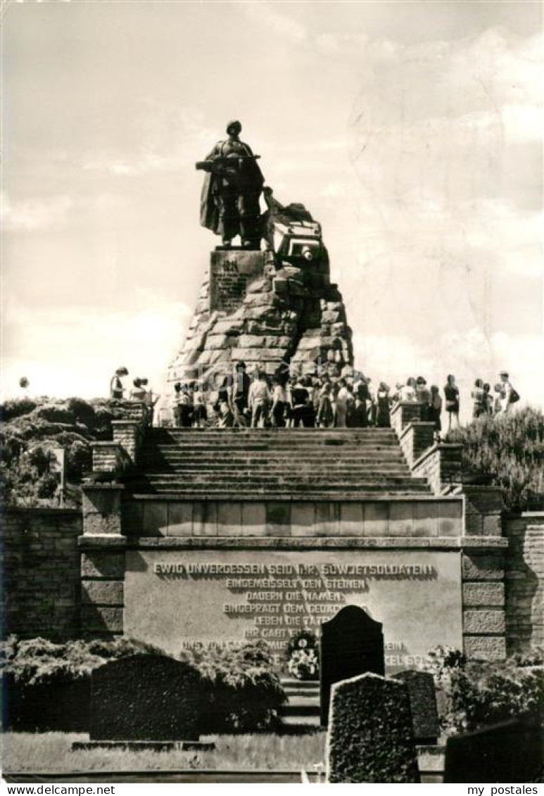 Seelow Maerkisch-Oderland Brandenburg Gedenkstaette der Befreiung auf den Seelow