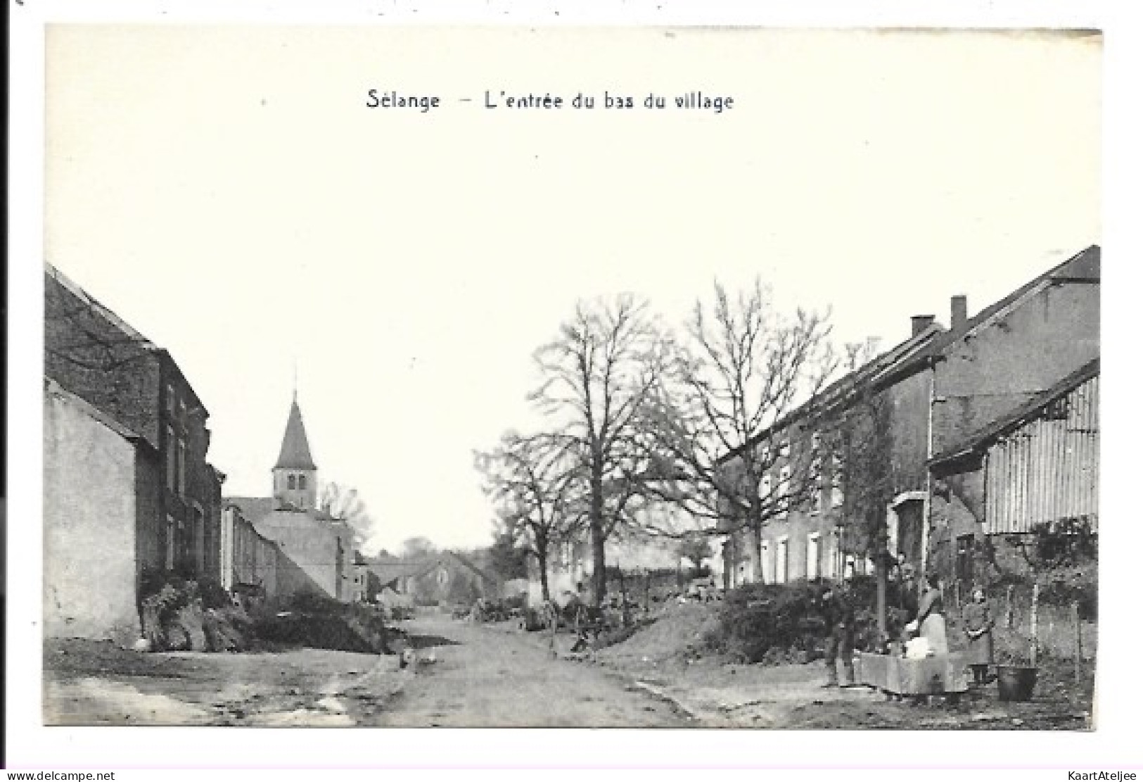 Sélange - L'entrée du bas du village.