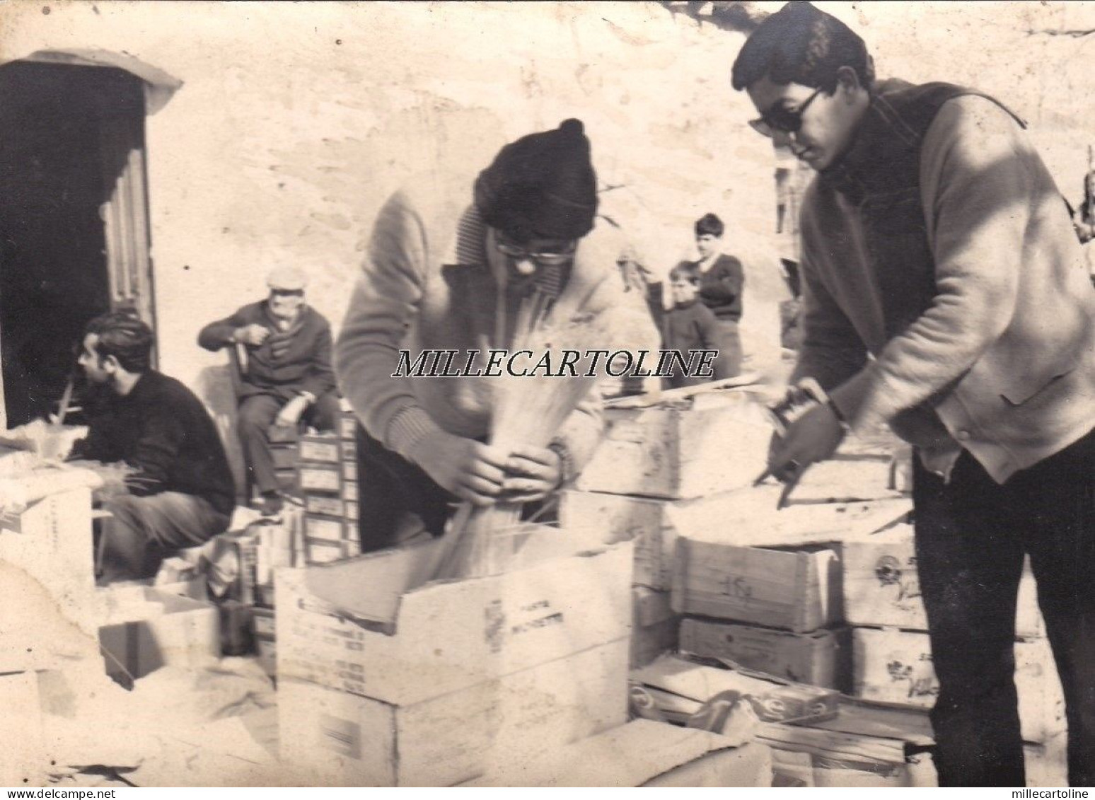 SELINUNTE: 1968 Terremoto del Belice - 3 piccole foto dei terribili momenti