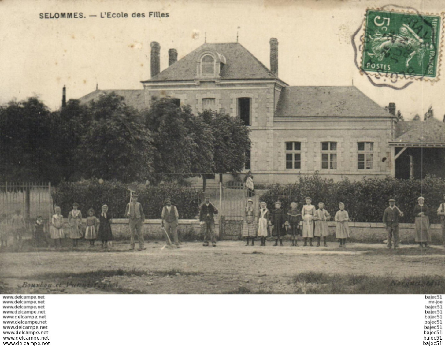 Selommes - l'école des filles "animés"