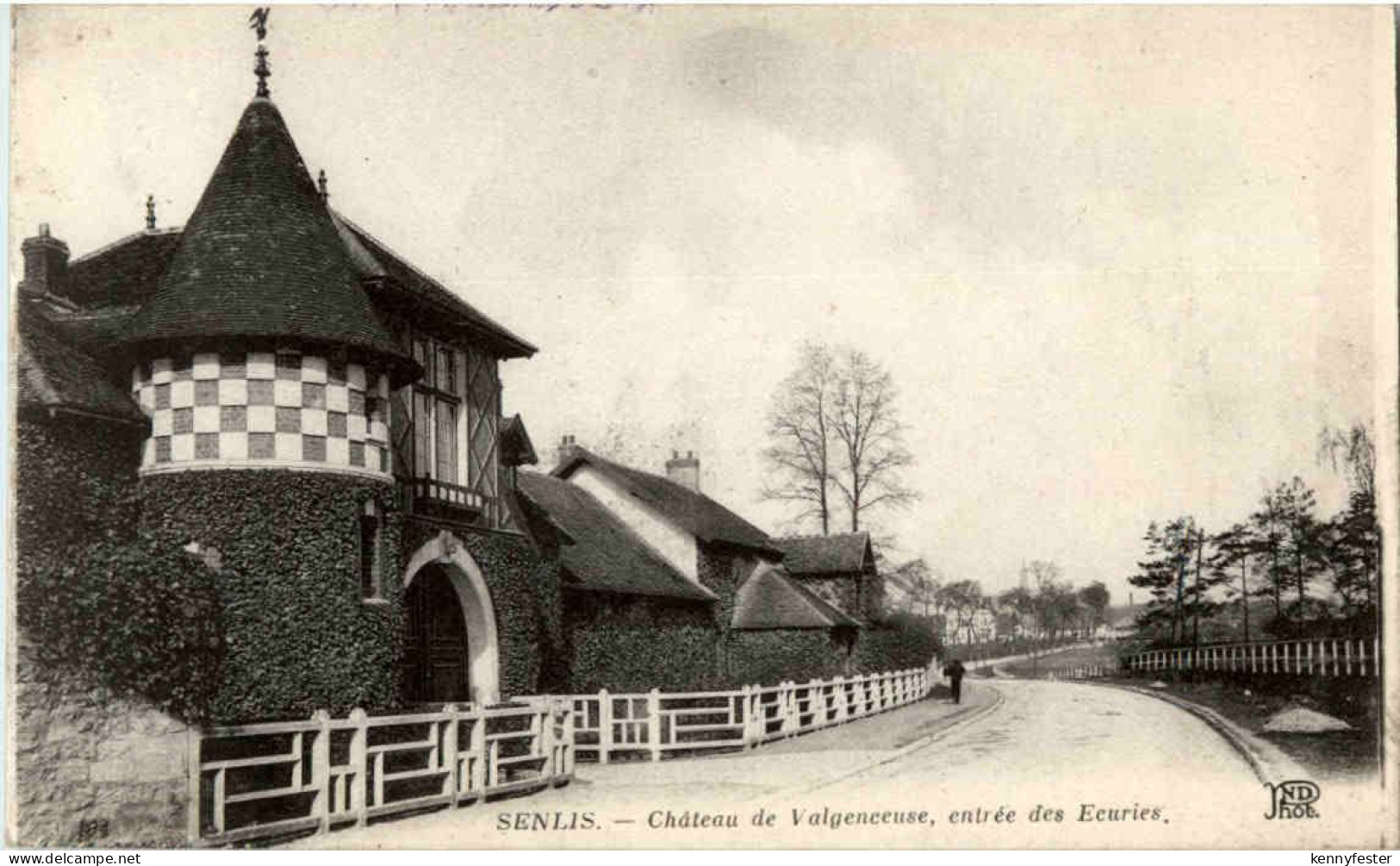 Senlis - Chateau de Valgenceuse