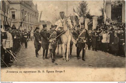 Serbien - Krönung des Königs