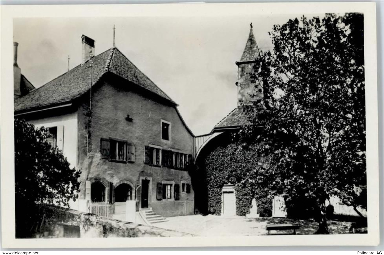 Serrieres - Le Temple et la Cure - 50776910