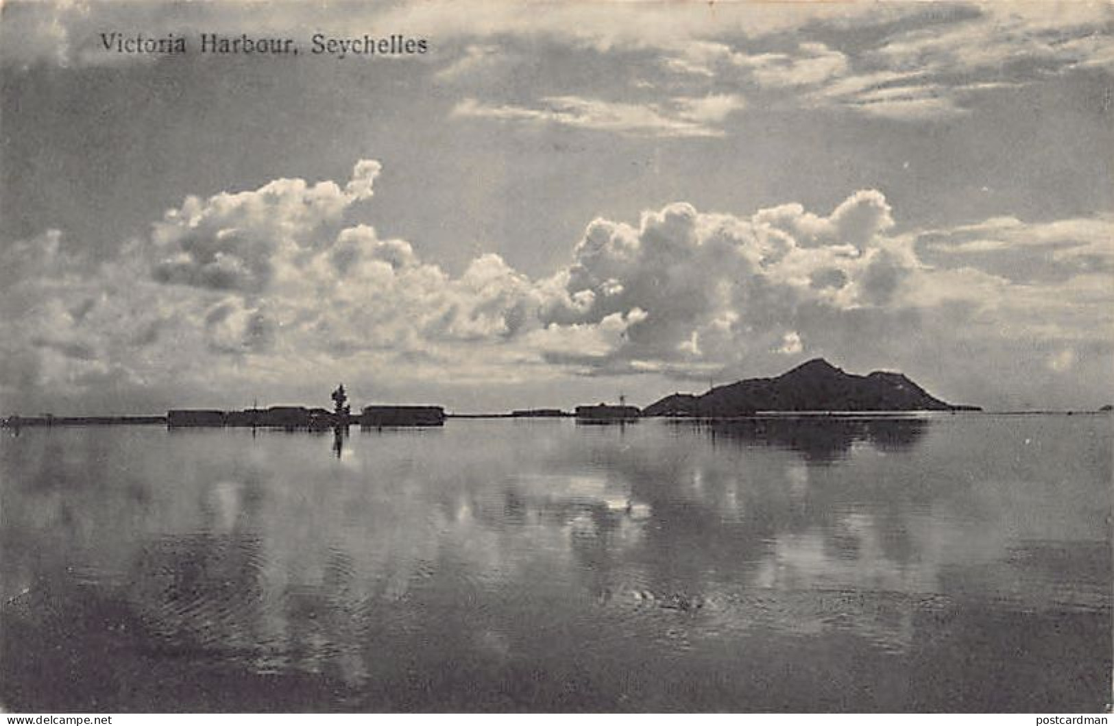 Seychelles - MAHÉ - Victoria harbour  - Publ. S.S. Ohashi