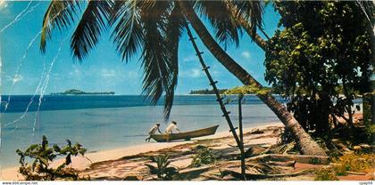 CPM Seychelles Islands Prastin au large se dessine l'Isle Cousin