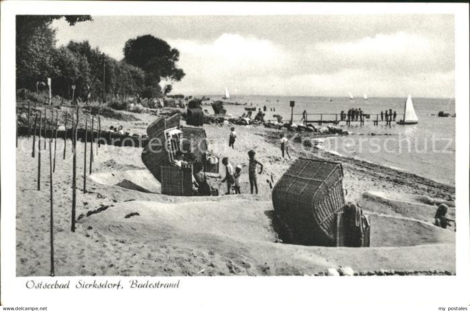 Sierksdorf Badestrand Strandkorb Ostseebad