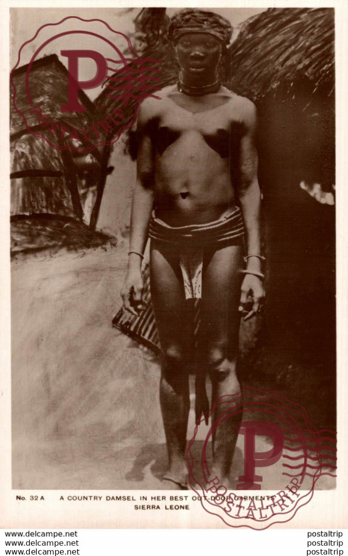 SIERRA LEONA // SIERRA LEONE. COUNTRY DAMSEL IN HER BEST OUT DOOR GARMENTS. - REAL PHOTO