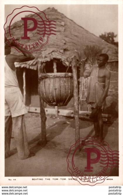 SIERRA LEONA // SIERRA LEONE. Beating the Tom-Tom. - REAL PHOTO