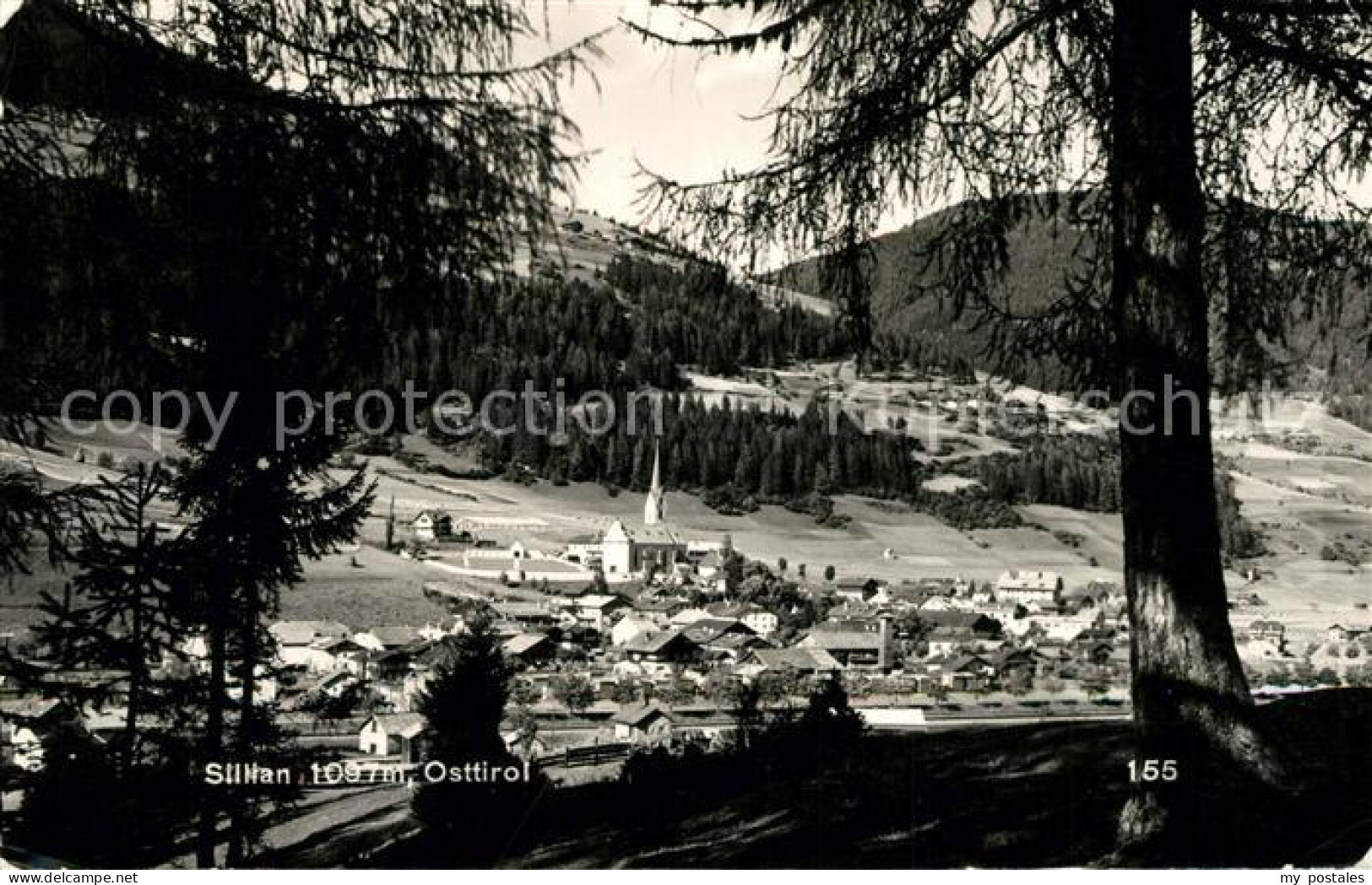 Sillian Tirol Panorama Durchblick vom Waldrand aus