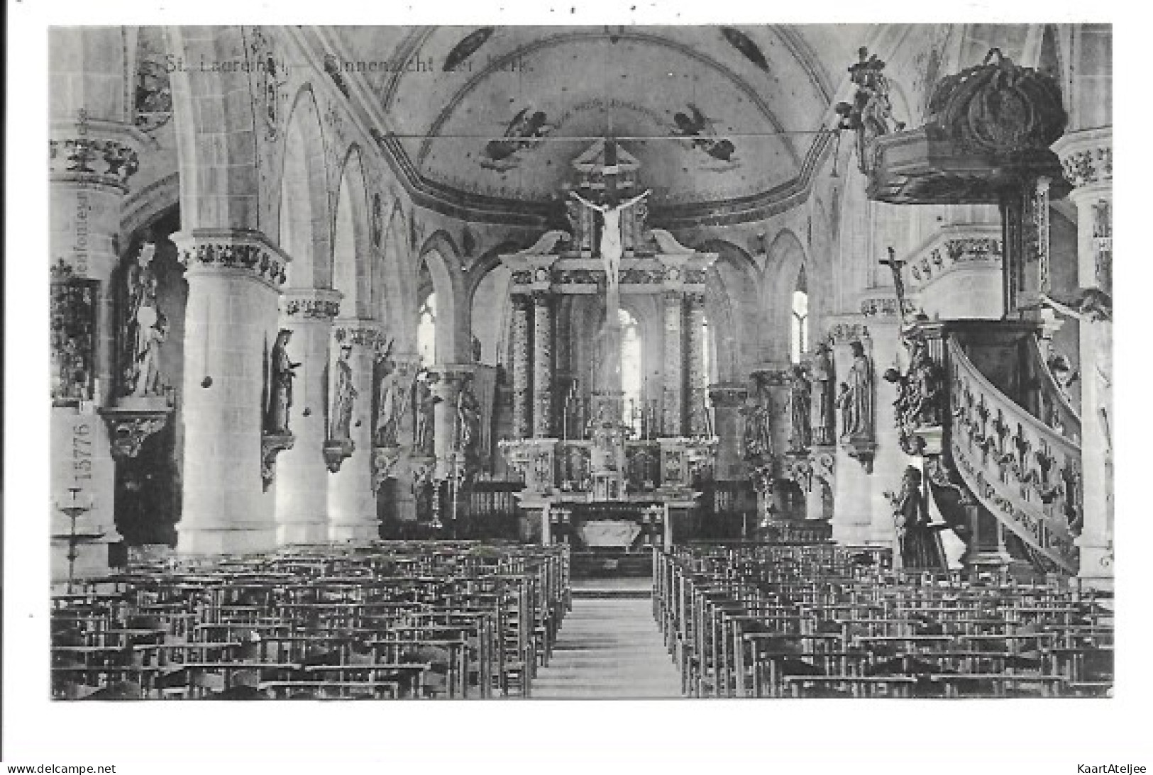 Sint-Laureins - Binnenzicht der kerk.