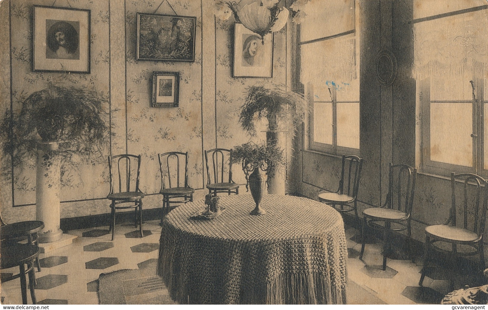 SINT LIEVENS HOUTEM  EEN SPREEKKAMER      ZIE SCANS