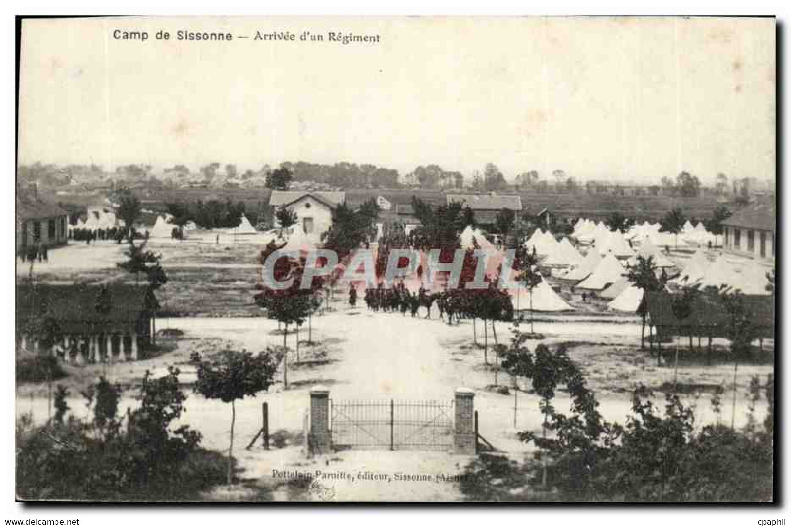 Sissonne - Camp de Sissonne - Arrivee d'un Regiment - militaria - cheval - CPA