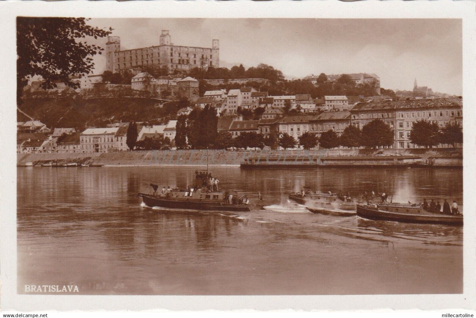 SLOVAKIA - Bratislava Pozsony Pressburg - Ships - Foto Postkarte