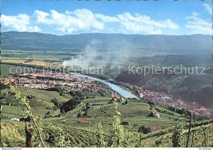 Slovenia Slowenien Blick vom Weinberg mit Fluss